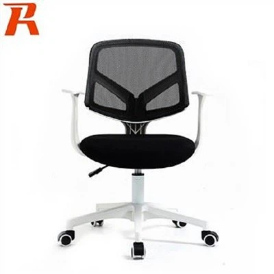 Stolica za tadarnu kancelariju u kancelariji bijele mreže